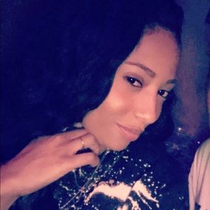 Meet your Posher, Shantel